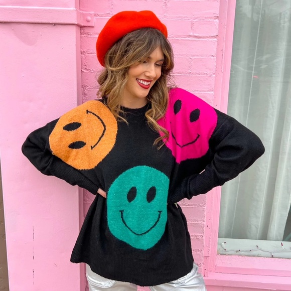 Sweaters - Smile Rainbow Sweater